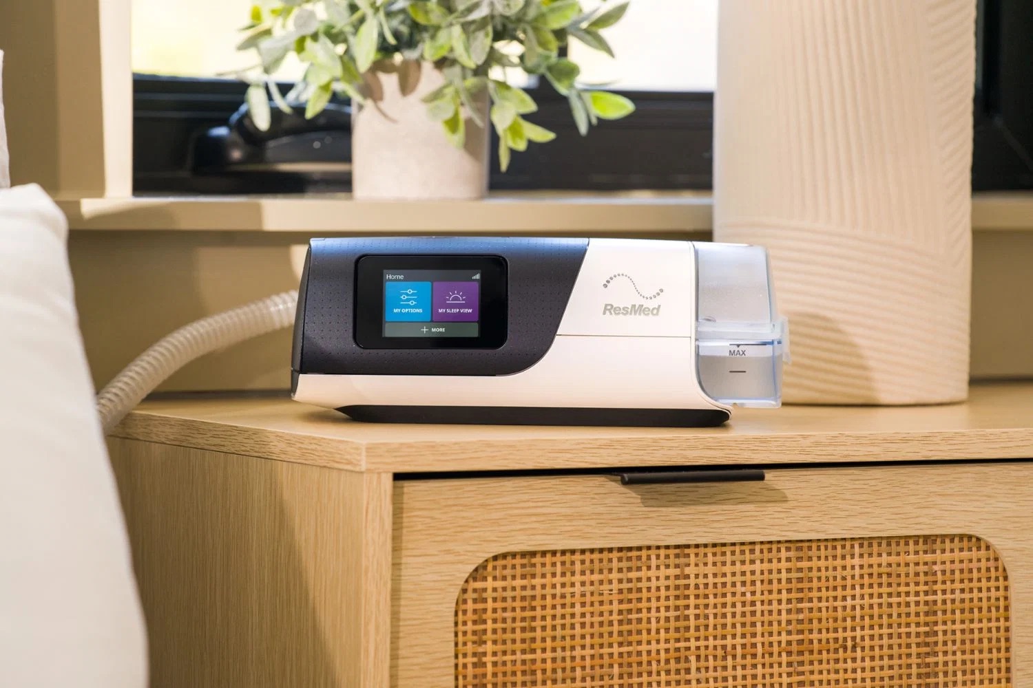 umidificator CPAP umplut corect pentru noapte