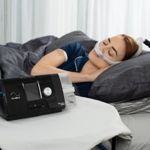 Pachet AutoCPAP ResMed AirSense 10 AutoSet + AirFit P30i + Umidificator + Furtun Incalzit - Img 2