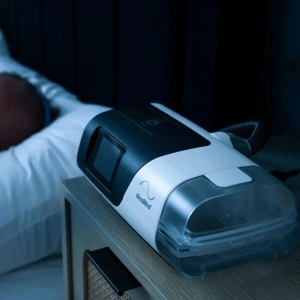 Pachet AutoCPAP ResMed AirSense 11 AutoSet + AirFit F40 + Umidificator + Furtun Incalzit - Img 3