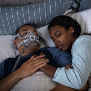 Pachet AutoCPAP ResMed AirSense 11 AutoSet + AirFit F20 + Umidificator + Furtun Incalzit - Img 2