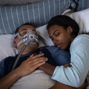 Pachet AutoCPAP ResMed AirSense 11 AutoSet + AirFit F20 + Umidificator + Furtun Incalzit - Img 2
