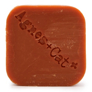 Sampon Solid Agnes & Cat – Clementine Par Stralucitor - Handmade, Vegan, Fara SLS/SLES/Parabeni, Pentru Toate Tipurile de Par, Zero Waste, 60 g - Img 4