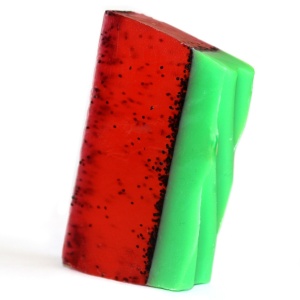Sapun artizanal cu glicerina "Lucille - Deliciul Fructelor", capsuni si caramel, 90 g - Img 3