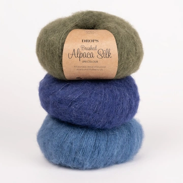DROPS Brushed Alpaca Silk Uni Color 02 Light Grey - Img 3