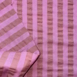 Material Bumbac gofrat Seersucker dungi - Rose & Toffee