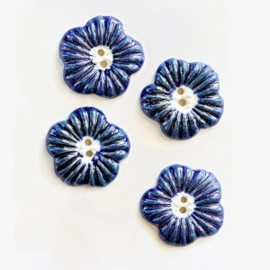 Nasturi Flori Albastre - Incomparable Buttons