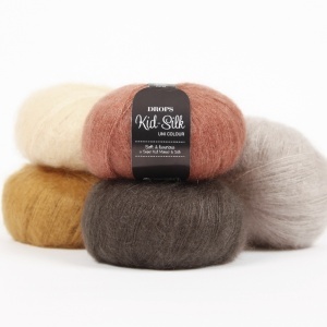 Drops Kid-Silk Uni 71 Dark Grape - Img 2
