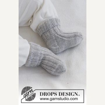 Kit DROPS Șosețele pentru bebeluși – Little Pearl