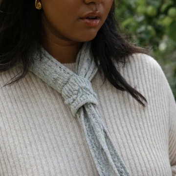 52 Weeks of One-Skein Knits: 52 de modele dintr-un ghem - Laine Publishing - Img 5