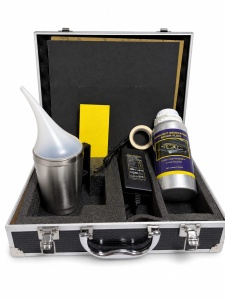 Kit Polish Profesional pentru reconditionarea farurilor cu lichid de 600 ml si geanta
