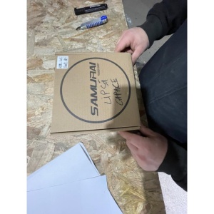Eleron auto universal din cauciuc tip M Carbon Design lungime 150 cm x 3.5 cm latime cu capete din plastic ATA2735 - Img 7
