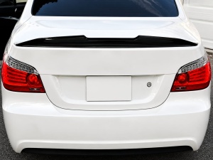 Eleron Portbagaj PSM Design compatibil cu BMW E60 seria 5 2003-2010 , negru lucios ATA2859