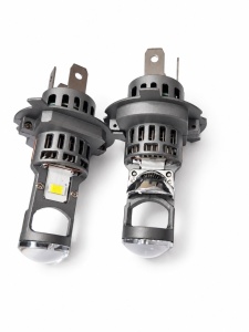 SET 2 BECURI LED AUTO H4 FT 9 , 200W, 23000LM,6000K, 12V -CU LUPA