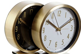 Ceas de masă elegant cu finisaj auriu din aluminiu cu cadran alb sau negru - Img 2