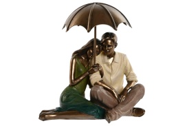Decorațiune elegantă cu tineri sub umbrelă - Img 2