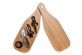 Set elegant în cutie cu accesorii pentru vin