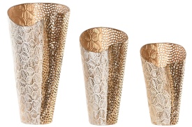 Vază mică decorativă auriu din metal cu model decupat