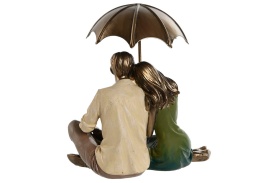 Decorațiune elegantă cu tineri sub umbrelă - Img 3
