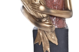 Figurină decorativă fetiță cu vază auriu design artistic și elegant - Img 3