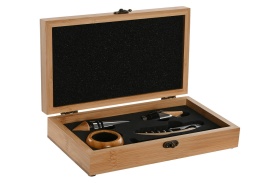 Set elegant cu accesorii pentru vin în cutie bambus