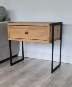 Masuta living Mavra cu 1 sertar lemn masiv stejar + metal negru