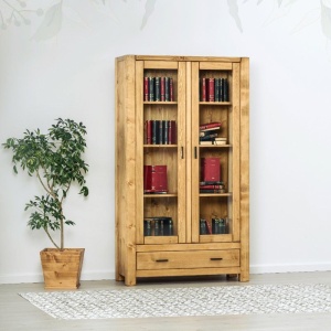 Vitrina Heritage cu 2 usi si 1 sertar din lemn masiv nuanta naturala