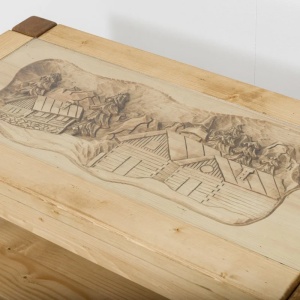 Masuta de living Heritage cu model sculptat din lemn masiv, nuanta naturala - Img 2