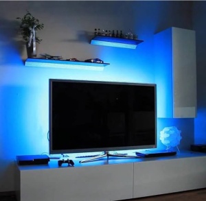 Banda pentru iluminare fundal TV USB, LED Ambilight, cu telecomanda si alimentare