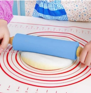 Sucitor din silicon cu manere de lemn, 38cm - Img 3