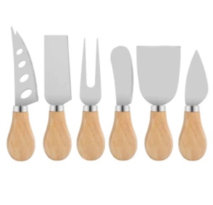 Set 6 cutite pentru branzeturi, cu maner din lemn