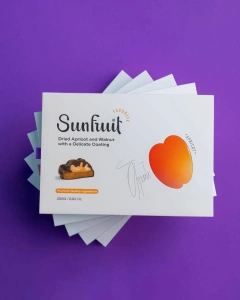 Caise uscate cu nucă, glazurate, SunFruit Favorite, 250 g