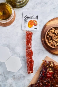 Sujukh dulce cu nucă, sortiment caise, SunFruit, 150 g - Img 1