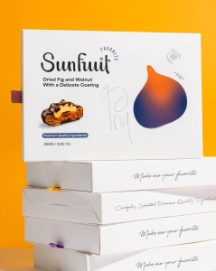 Smochine uscate cu nucă, glazurate, SunFruit Favorite, 250 g
