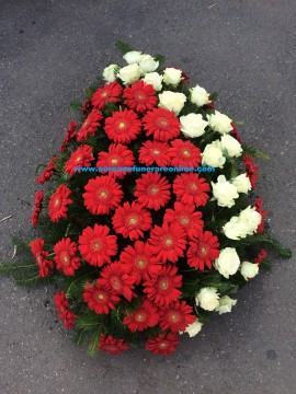 Coroane Funerare Gerbera Rosie Si Trandafiri Albi Imaculati