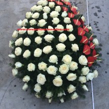 Coroana Funerare Online Ieftina Trandafiri Albi cu Diagonala Anthurium