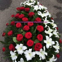 Coroane Funerare Trandafiri Rosi si Semiluna Crinii Inperiali