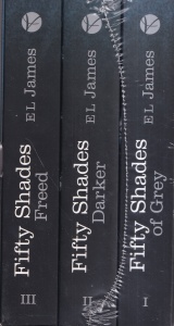 E. L. James - The Fifty Shades Trilogy: Fifty Shades of Grey. Fifty Shades Darker. Fifty Shades Freed (cu etui cartonat, sigilate)