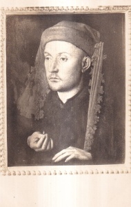 Baron Brukenthalisches Museum. Hermannstadt-Sibiu. Jan van Eyck 1381-1440. Brustbild eines Unbekannten mit der blauen Sendelbinde. Portretul unui necunoscut cu chaperon albastru (necirculata)