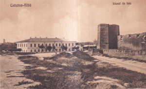 Cetatea Alba. Liceul De Fete (necirculata)