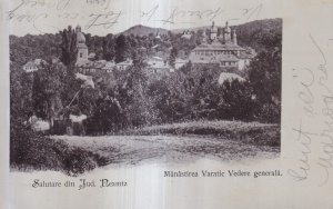 Salutare din Jud. Neamtz. Manastirea Varatic Vedere generala (circulata 1905)
