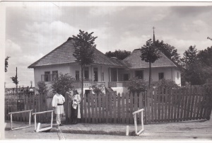 Fundatia Culturala Regala ,,Principele Carol". Muzeul Satului. Casa din Suici, jud. Arges. (interbelica, necirculata)