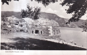 Ada Kaleh. Ruinele cetatii (circulata 1960)