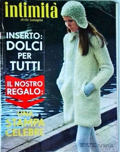 Intimita della famiglia. Inserto dolci per tutti. 22 Dicembre 1969