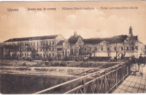 Lipova. Scoala sup. de comert (circulata 1935)