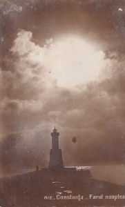 Constanta. Farul noaptea (necirculata)