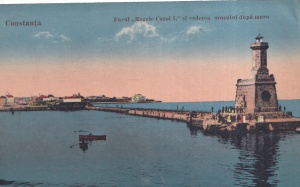Constanta. Perla Marei Negre. Farul ,,Regele Carol I." si vederea orasului dupa mare (necirculata)