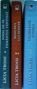 Licia Troisi - Cronicile lumii pamantene. Nihal de pe pamantul vantului. Misiunea lui Sennar. Talismanul puterii, 3 volume