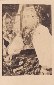 Muzeul Baron Brukenthal. Arthur Coulin (1869-1912). Femeie saseasca din Tara Barsei (necirculata)
