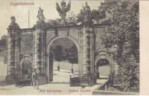 Alba Iulia Gyulafehervar. Also Karolykapu - Unteres Karlstor (circulata 1914)