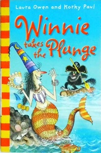 Laura Owen, Korky Paul - Winnie takes the plunge